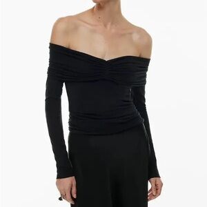 Aritzia Gloria Longsleeve